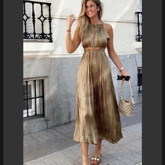 ZARA SATIN DRESS WITH CUT-OUT DETAIL OLIVE GREEN - Picture 1 of 12